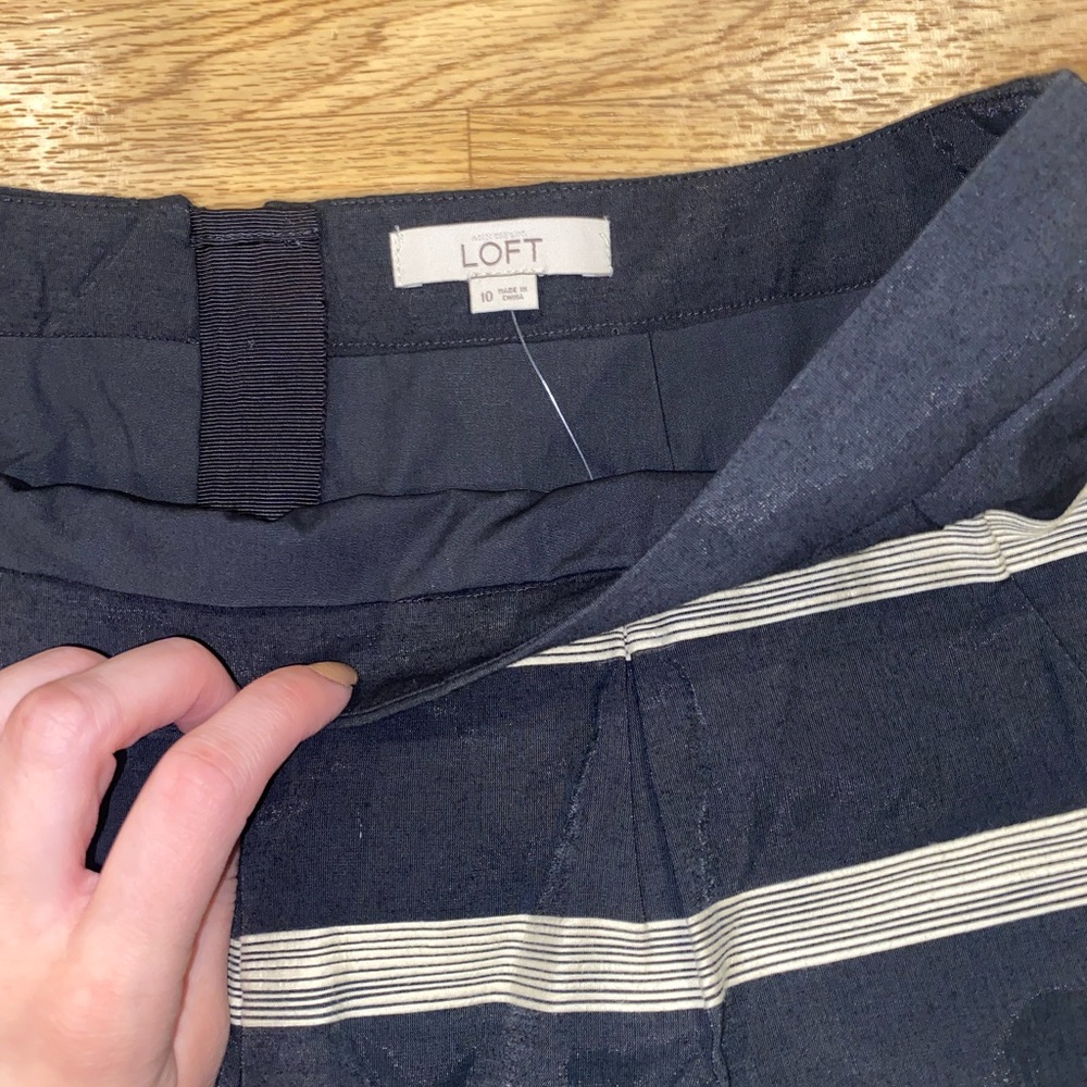 Loft NWT striped mini skirt - Picture 2 of 5